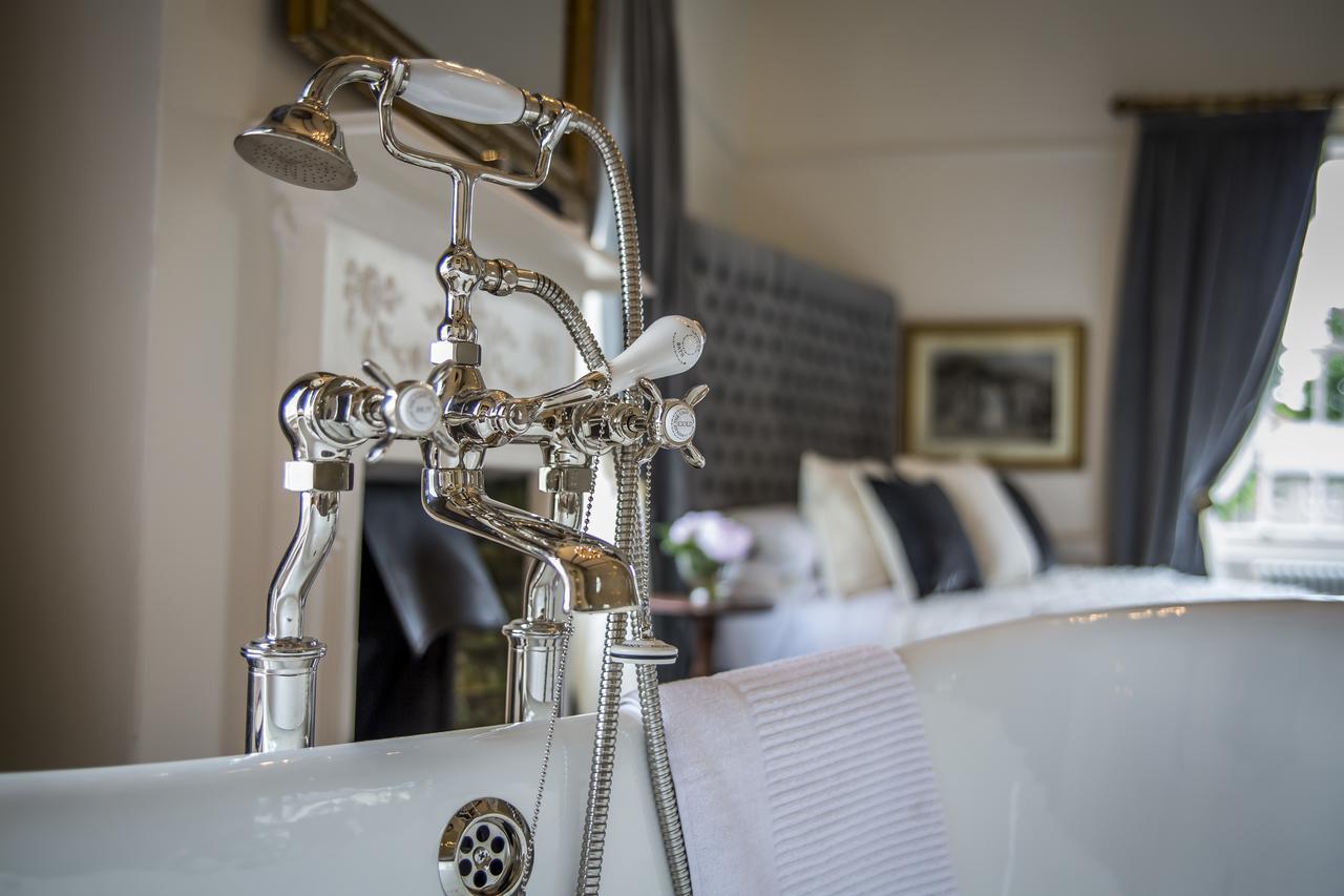 The Coach & Horses Inn Bolton by Bowland 외부 사진